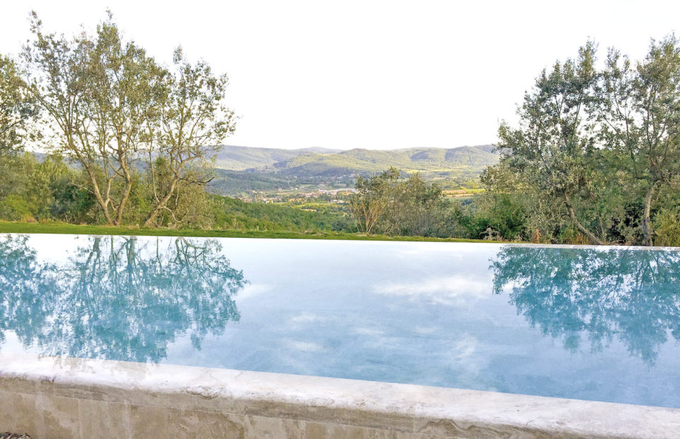 SCO – Gartenanlage mit Pool