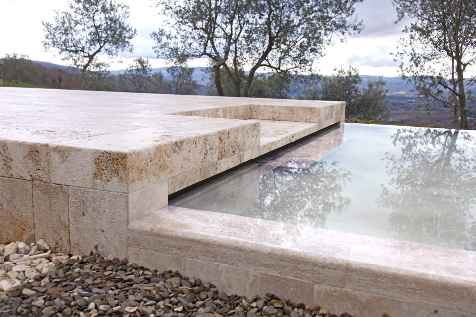 SCO – Gartenanlage mit Pool