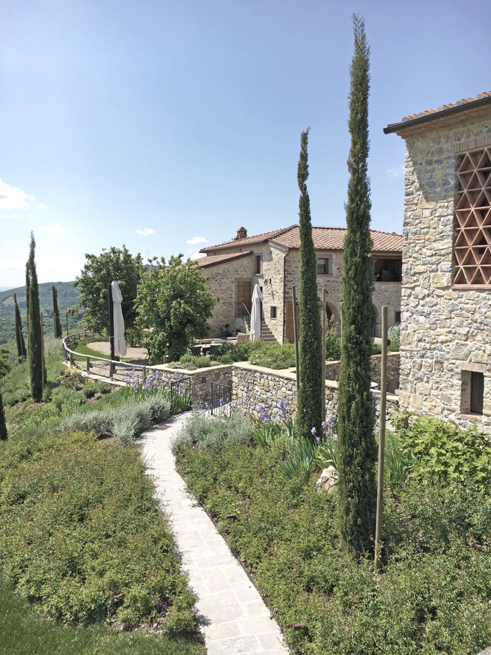 SCO – Gartenanlage mit Pool